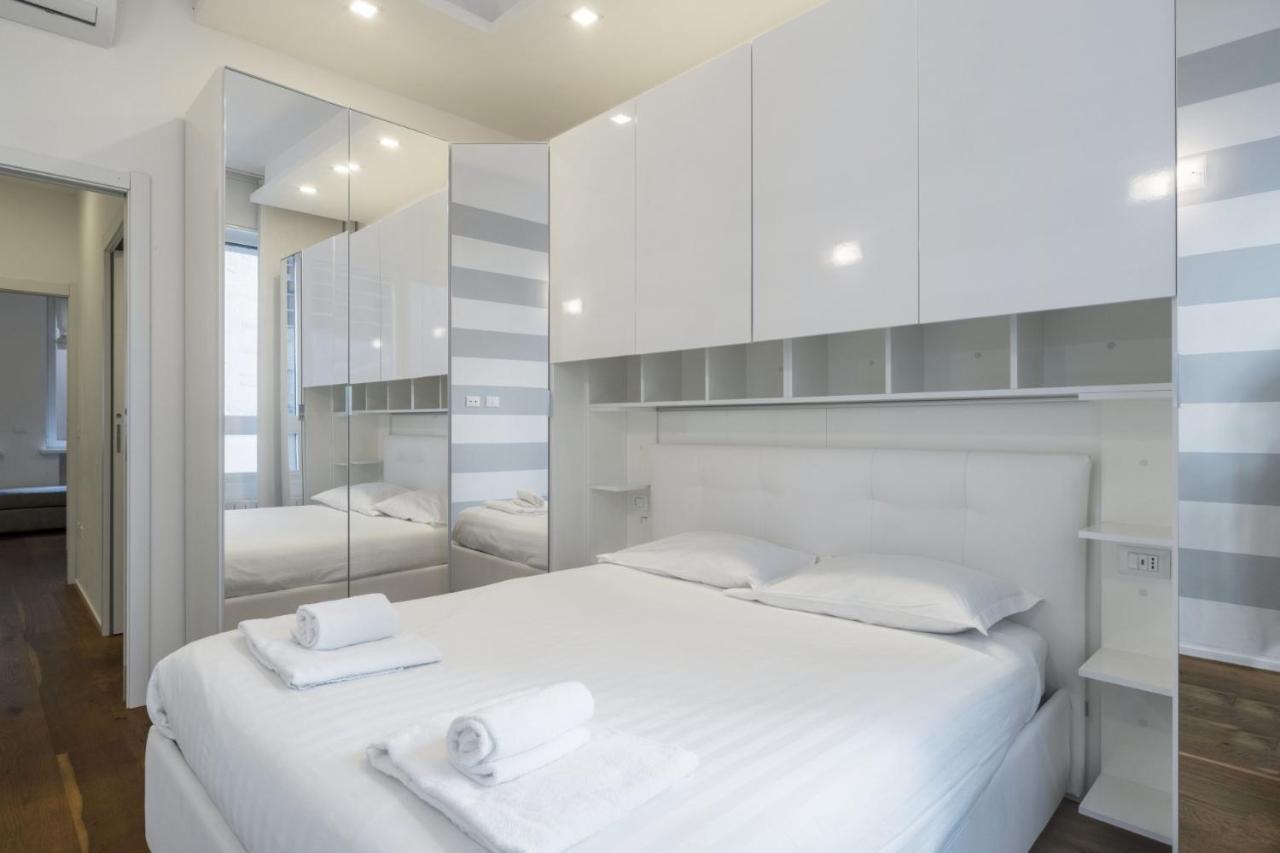 Easylife - San Babila - Elegante E Rifinito Bilocale Nel Cuore Della Citta Milano Eksteriør billede